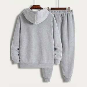Low Moq High Quality Men's Training Gym <b>Tracksuit</b> Custom Logo Design <b>Plain</b> <b>Tracksuit</b> For Men - Product Image 2