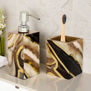 ชุดอ่างอาบน้ำไม้หรูหราเป็นมิตรกับสิ่งแวดล้อมพร้อมงานศิลปะเคลือบที่ออกแบบทันสมัยที่วางสบู่และแก้วน้ำสำหรับห้องน้ำที่ทันสมัยของอินเดีย - Product Image 1