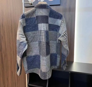 Vestes d'hiver vintage personnalisées pour hommes avec logo extérieur de chemise à carreaux à capuche sur le devant - Product Image 4