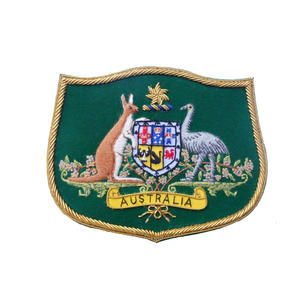 Coldstream Guards Insignia bordada Insignias de metal cosidas hechas a mano de alta calidad con lingotes y decoración de encaje de alambre - Product Image 2