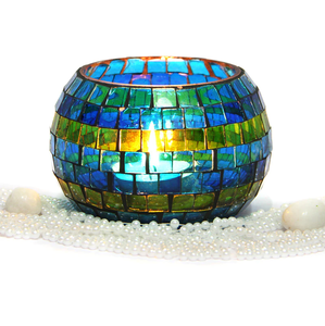 Bougeoir en mosaïque de verre Unique de style nouveau fait à la main de couleur mélangée pour la décoration de la maison pot de bougie fabriqué en Inde - Product Image 5