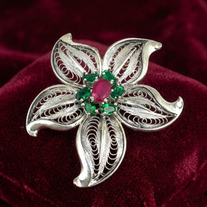 เข็มกลัดรูปดอกไม้เงินแท้ 925 ประดับเพชรซิคอนและมุกสีทอง สำหรับผู้หญิง ดีไซน์ทันสมัย เหมาะสำหรับงานแต่งงาน งานปาร์ตี้ หรือเป็นของขวัญ - Product Image 5