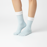 Chaussettes d'hiver chaudes en coton pour femmes, tricotées épaisses et thermiques avec logo personnalisé sur le corps