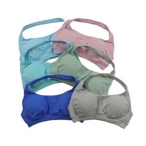 Soutien-gorge de sport pour femme, sans couture, à col halter, sexy, dos ouvert, rembourré, haut de yoga, maintien moyen, crop top de gym, quatre directions - Product Image 4