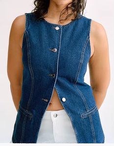 Gilet en jean unisexe pour homme et femme, nouveau design tendance, sans manches, veste en jean, veste en jean à capuche pour femme, fabrication en usine - Product Image 4