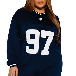 Camiseta de fútbol americano unisex personalizable, estilo hip hop, malla deportiva, 100% poliéster, corte holgado, hombros caídos, ropa deportiva. - Product Image 1