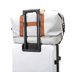 Sac de sport portable grande capacité, bagage de voyage courte distance, en toile de coton décontractée avec fermeture éclair, impression personnalisée en polyester - Product Image 1