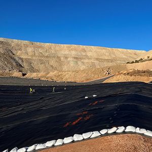 Feuille de polyéthylène HDPE <span class=keywords><strong>Membrane</strong></span> anti-humidité pour la <span class=keywords><strong>fondation</strong></span> Géomembrane de revêtement d'étang en polyéthylène renforcé - Product Image 2