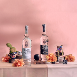 Pallet Assortito di Descartes Espadin e Ensamble Mezcal 100% Agave 45% ABV 750mL Grado Eccellente Oaxaca Messico - Product Image 5