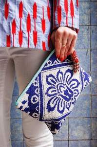 Bolsos de mano bordados de estilo bohemio y perlas con diseño elegante, forro personalizable para boda y noche, venta al por mayor - Product Image 5
