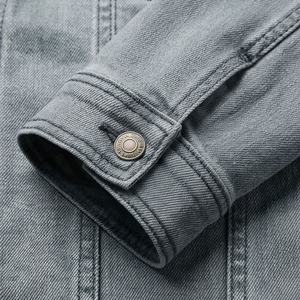 Chaqueta Varsity Casual Desgastada y Rasgada para Mujer, de Mezclilla de Calidad, Ajustada, con Lino, Spandex, Impermeable, Reversible y Transpirable - Product Image 6