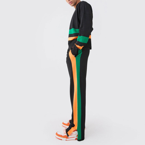 Survêtements évasés en tissu 100% coton pour hommes en plusieurs couleurs OEM Custom Made Logo Design Men Flare Tracksuits à bas prix - Product Image 3