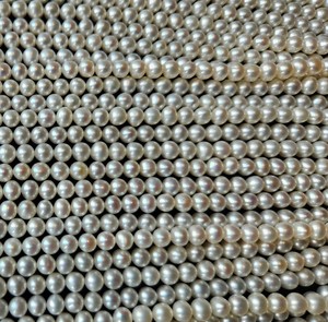 Perles blanches naturelles en vrac, brin de perles de haute qualité, non traitées, effet de changement de couleur, fabrication fine - Product Image 4