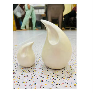 Urna Decorativa de Aluminio Estilo Americano en Forma de Lágrima para Exhibición en el Hogar, Cenizas Funerarias, Cremación de Adultos, 220 Pulgadas Cúbicas, Personalizable - Product Image 1