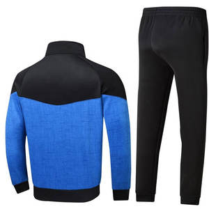 Chándal Deportivo Personalizado para Hombre, Corte Ajustado, Liso, con Capucha, de 2 Piezas - Product Image 2