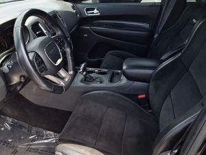 รถดอดจ์ ดูแรนโก เอสอาร์ที ปี 2018 ระบบขับเคลื่อนสี่ล้อ รุ่นคูเป้ เกียร์ธรรมดา/อัตโนมัติ ภายในหุ้มหนังสีเข้ม ยางขนาด R16/R20 เครื่องยนต์เบนซิน พวงมาลัยซ้าย/ขวา รถมือสอง - Product Image 2