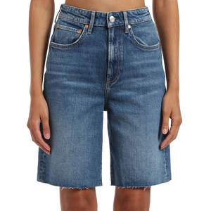 Shorts en jean pour femmes, coupe slim, style décontracté, uni, teinture unie, séchage rapide et extensible - Product Image 1