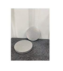 Dessous de verre élégants en aluminium avec des détails de bord polis et des propriétés résistantes aux rayures pour une utilisation durable - Product Image 6