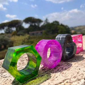 Anneaux de serviette en résine, restaurant, mariage, fête, décoration de table, fabrication artisanale, anneaux de serviette en résine personnalisés - Product Image 1