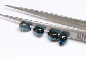 Attractive loodon Blue Topaz gemstone Semi Precious 5MM TO 7mm Topaz Loose tear DROP ลึก Loose London Blue Topaz Cabochon - Product Image 6