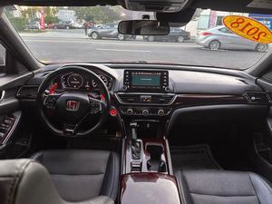 Honda Accord 1.5T Sport FWD 2018 Usado, Volante a la Izquierda, Emisión Euro III, 50001-75000 Millas, 150-200 CV - Product Image 4