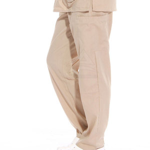 Uniforme médical élégant, durable et léger, idéal pour le personnel hospitalier et les tâches quotidiennes. - Product Image 4