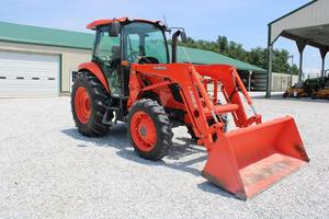 2017 para Kubota M7060 Mini Tractor 4WD 20HP Motor con 40HP Bombas Caja de cambios y componentes de rodamiento - Product Image 2