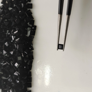 Ónice Negro Natural de 3 mm, Corte Cuadrado Escalonado, Piedra Preciosa Suelta de la Mejor Calidad para la Fabricación de Joyas - Product Image 1