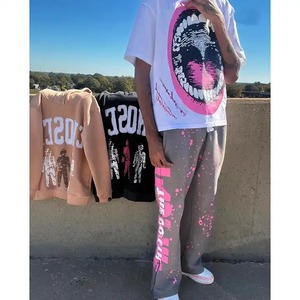 Camiseta unisex, conjuntos de pantalones de chándal acampanados, venta al por mayor, chándal para correr, Camiseta con estampado de pantalla personalizado y conjunto de pantalones lavados con ácido para hombres - Product Image 3