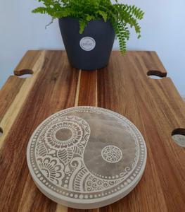 Placa de selenita grabada con fases de la luna Placa de carga de selenita de alta calidad al por mayor Natural a granel de gran oferta de la mejor calidad - Product Image 6