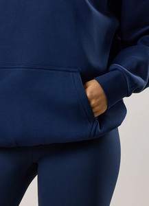 Alta demanda rico azul mujer invierno 3D bordado frente gota hombro 365 ajuste relajado 100% algodón antiarrugas transpirable en blanco - Product Image 3