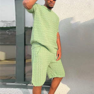 Nouvelle Collection : Ensemble Chemises en Satin pour Homme (2 pièces) – Style Urbain Estival, Respirant, Imprimé Floral et Animalier, Vintage Décontracté, Brodé Gaufré - Product Image 5