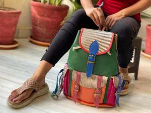 Sac à dos en cuir de vache avec fourrure animale - Product Image 6