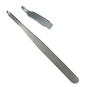 Retractores ortopédicos Hohmann Base de abridor de retractor de hueso para instrumentos quirúrgicos manuales de acero con 1 año de garantía - Product Image 3