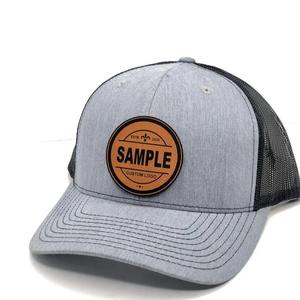 Sombreros de camionero con parche de cuero personalizado de alta calidad, sombreros de malla de lona a la moda, opciones multicolores, logotipo personalizado para exteriores - Product Image 1