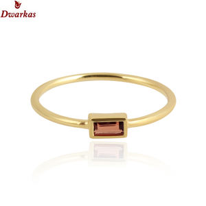 Anillo minimalista de piedras preciosas cornalina de Plata de Ley 925 con acabado mate chapado en oro de alta calidad, precio al por mayor - Product Image 4