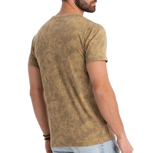เสื้อยืดสไตล์สตรีทแวร์สำหรับฤดูร้อนแบบใหม่ พิมพ์ลายซับลิเมชั่น ทรงเข้ารูป ใส่สบาย เป็นมิตรกับสิ่งแวดล้อม ปรับแต่งได้ ผลิตจากผ้าฝ้าย 100% ผ่านการซักแล้ว - Product Image 3