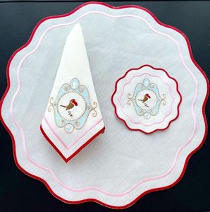 Sets de table en lin de table en coton de luxe faits à la main avec broderie délicate pour une décoration de table à manger élégante - Product Image 6