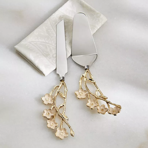 Ensemble couteau à gâteau et serveur en laiton doré, idéal pour les mariages, les anniversaires et les fêtes d'anniversaire, prix de gros de l'Inde - Product Image 4