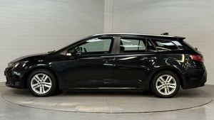 USADO LHD/RHD 2022 T O Y O T A COROLLA 2,0 ICON TECH TOURING DEPORTES DE USO - Product Image 2