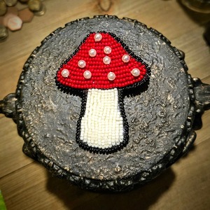 Porte-clés moderne et tendance avec broderie artistique, broderie personnalisée, alliage multicolore, écologique, durable, imperméable - Product Image 1