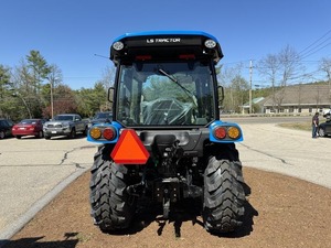 Tracteur agricole à roues motrices 4x4 LS MT242HC 45HP avec transmission par engrenages - Product Image 3