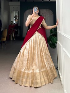 Lehenga Choli de Tela Tejida a Mano con Bordado Zari para Bodas, Fabricante de Moda Femenina de Surat, a la Venta al Precio Más Bajo - Product Image 4