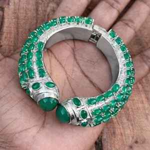 Brazalete de Plata con Ónix Verde, Joyería de Piedras Preciosas Naturales, Brazalete de Lujo Hecho a Mano - Product Image 4