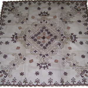 ผ้าปูโต๊ะแบบชาติพันธุ์ทำด้วยมือผ้าปูโต๊ะที่หรูหราด้วยการออกแบบด้วยมือแบบดั้งเดิมผ้าลินินตกแต่งโต๊ะแบบพรีเมี่ยม - Product Image 1