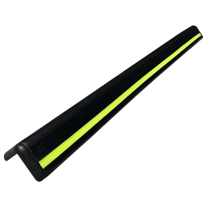 Sistema de Protección de Esquinas para Estacionamiento con Base de 100 cm y 2 Cubiertas de Material de Goma - Product Image 4