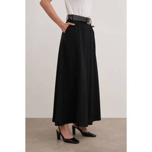 Jupe vintage noire à volants avec ceinture et ourlet à volants - Product Image 3