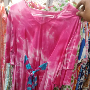 Tunique rose blanc bleu tie-dye avec bouton décor col en v et ceinture réglable coupe ample été chemisier décontracté 2025 - Product Image 1