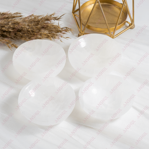 Posavasos de Selenita de Diseño Elegante y Alta Calidad de Anshul Impex, 4 Pulgadas, Hechos en India, Superficie Lisa, Cristal - Product Image 2