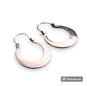 Crescent Hoop Boucles D'oreilles En Laiton Argent Plaqué À La Main Minimal Teardrop Conception Léger Bijoux Pour Les Femmes Boho Style En Gros - Product Image 2